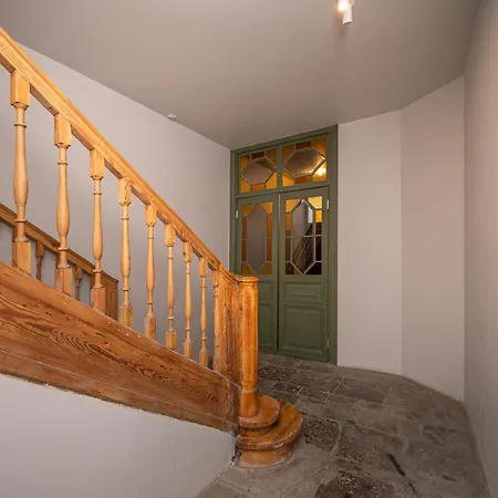 Апартаменты Charming In Old Town