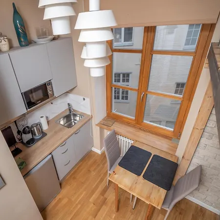 Charming In Old Town Apartment Riga